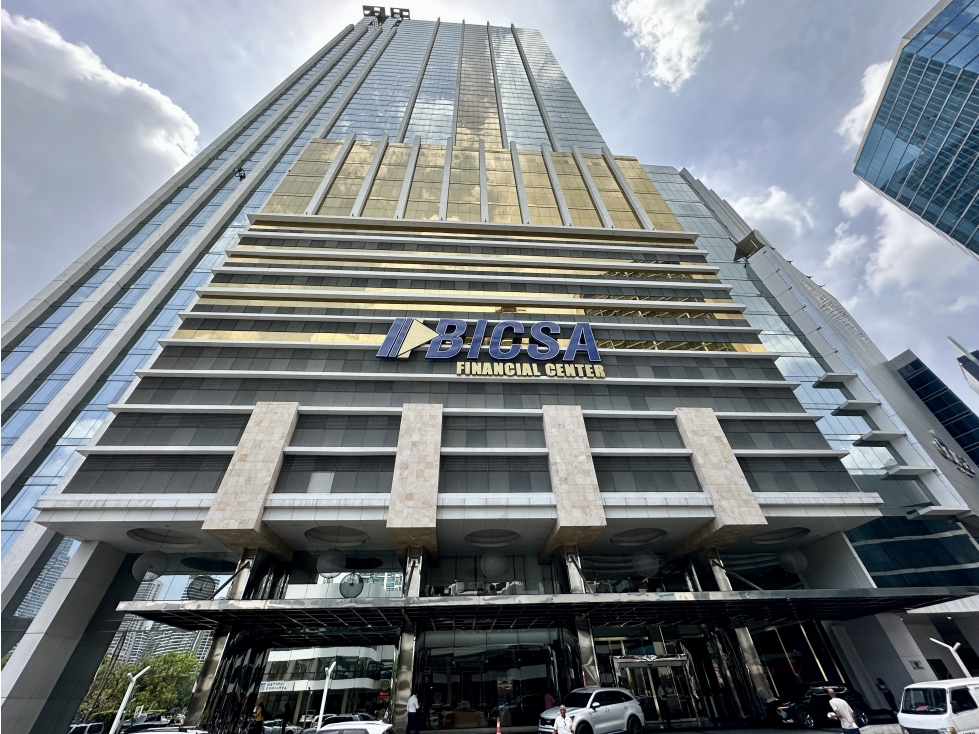 Se Alquila Oficina de 1,417m2 en Torre BICSA, Ave. Balboa