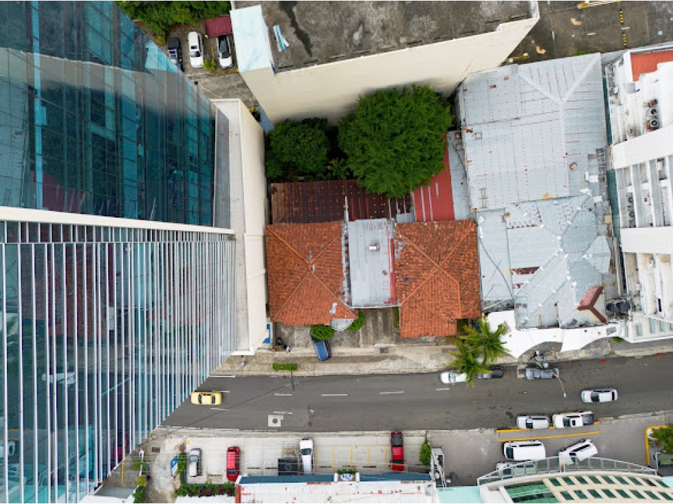 Se Vende Casa de 901m2 en Ave. Aquilino de La Guardia, Bella Vista — foto 3