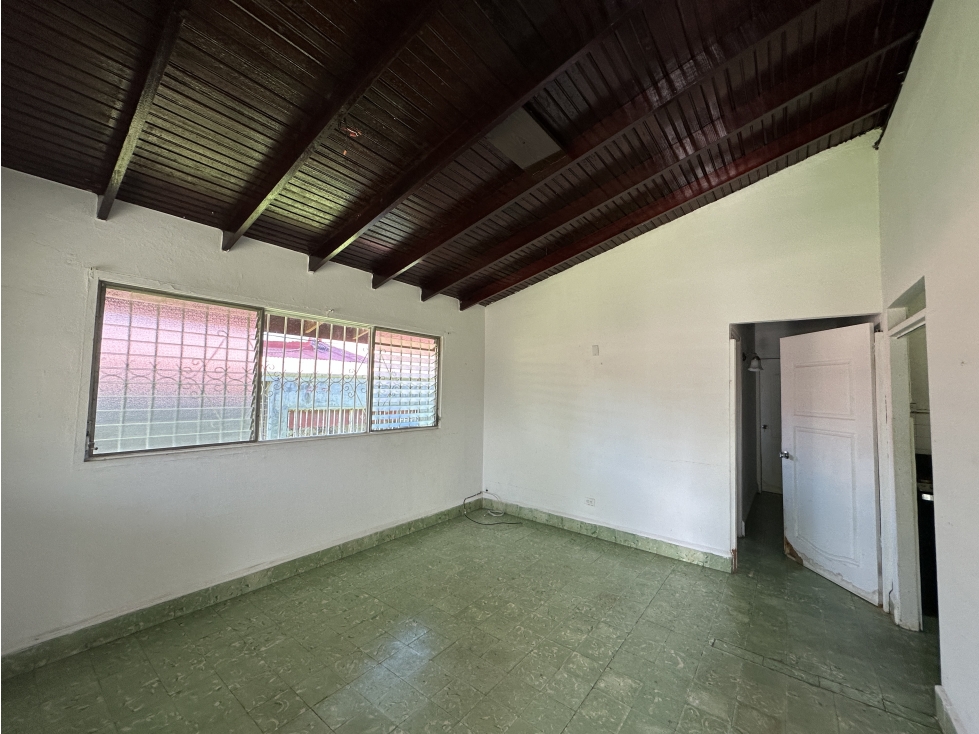 Se Vende Casa con Patio en Betania — foto 2