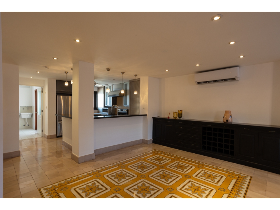 Se Vende Apto en Casco Viejo