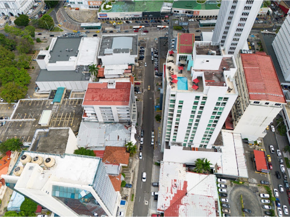 Se Vende Casa de 901m2 en Ave. Aquilino de La Guardia, Bella Vista — foto 4