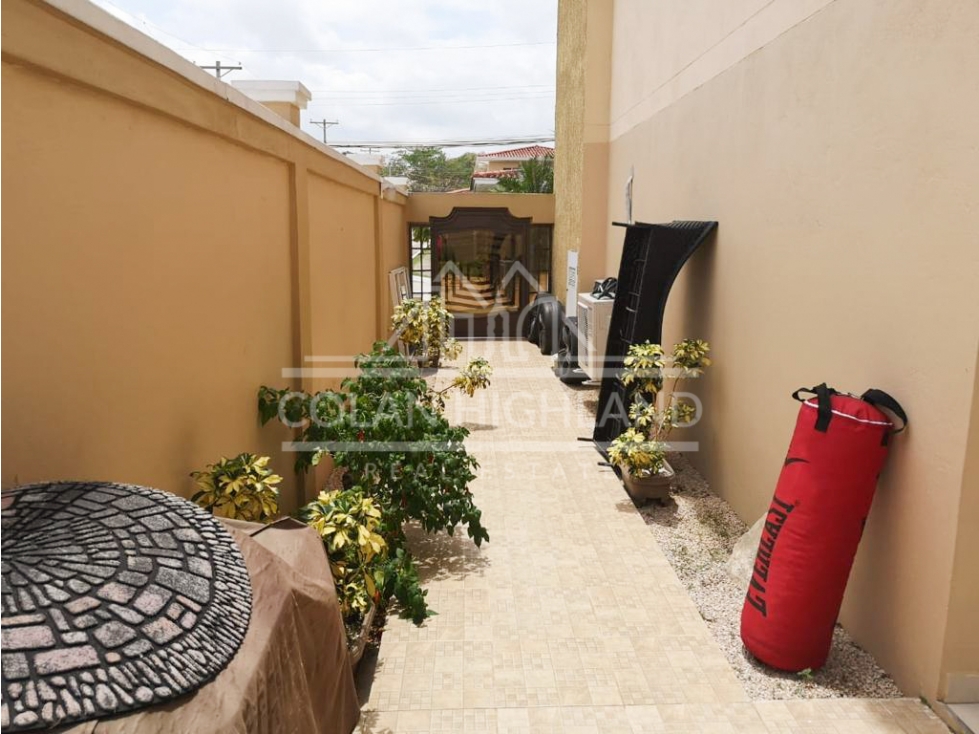 Alquiler o Venta Casa en Villa Tívoli, Brisas del Golf — foto 5