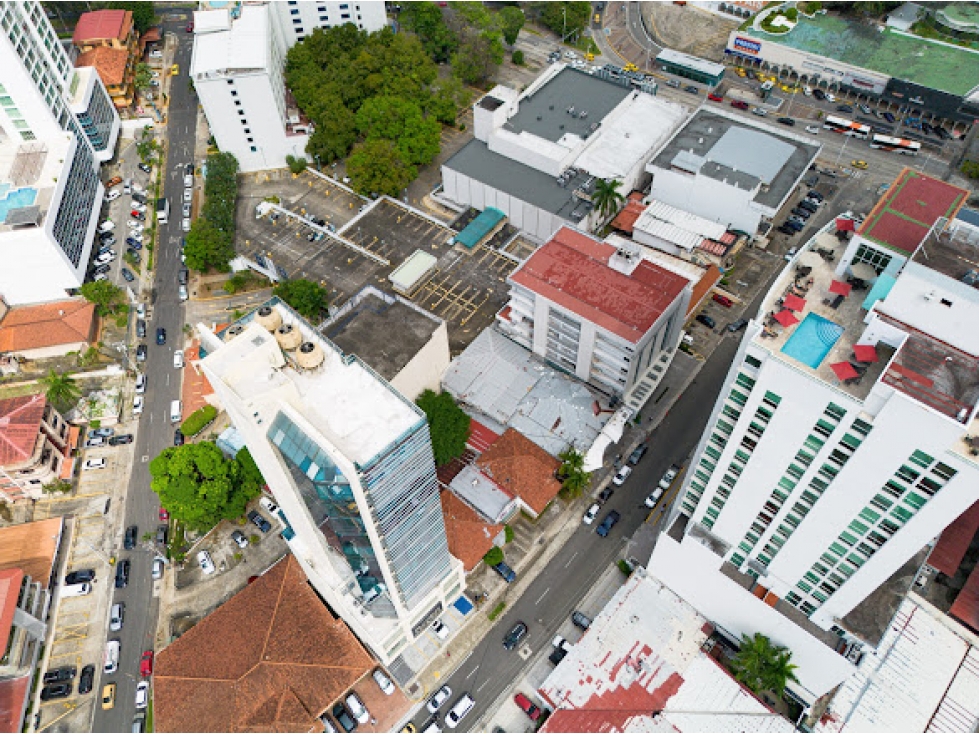 Se Vende Casa de 901m2 en Ave. Aquilino de La Guardia, Bella Vista — foto 6