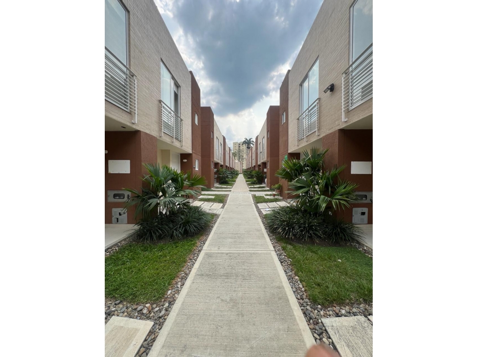 CONDOMINIO BATARA VILLETA CÓDIGO 1054 - 2