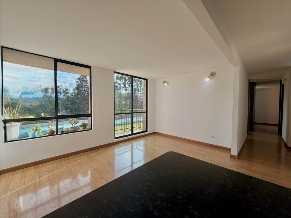 SE VENDE APTO CONJUNTO PARAMILLO MADRID - CÓDIGO 1538
