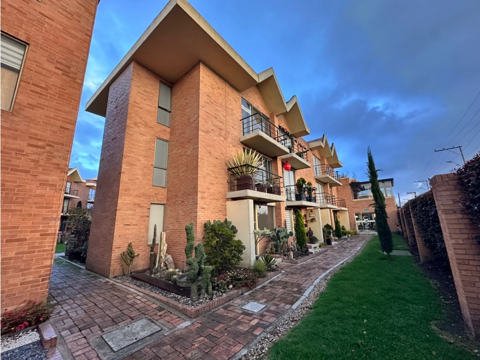 SE VENDE CASA CONJ CAMELIAS DEL DIAMANTE MOSQUERA - CÓDIGO 1391