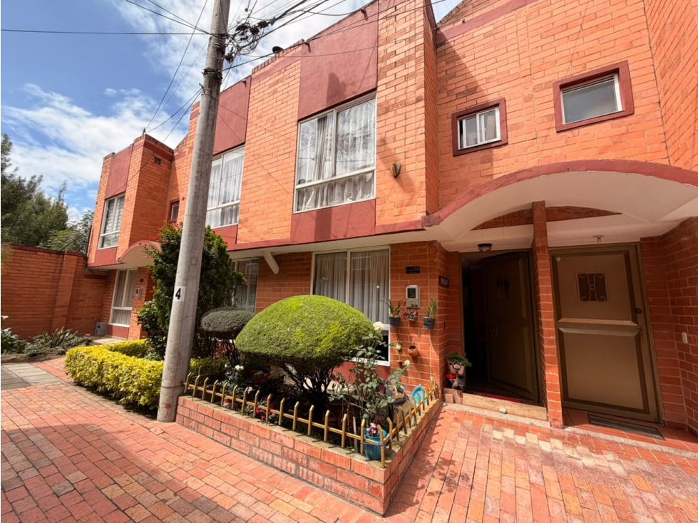 SE VENDE CASA CONJ SANTILLANA MOSQUERA -CÓDIGO 1564