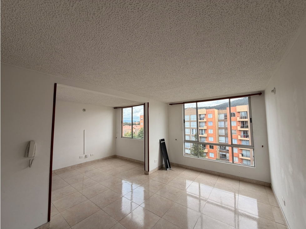 SE ARRIENDA APTO CONJ MOLINO HDA CASABLANCA MADRID