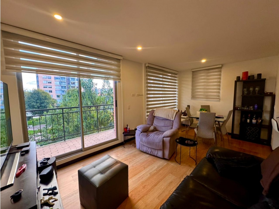 SE VENDE APTO HDA ALCALA ROBLE MOSQUERA