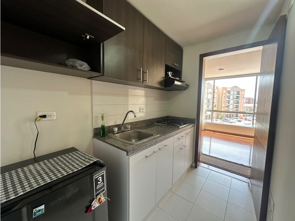 SE VENDE APTO CONJ HDA CASABLANCA LA HERRERIA MADRID — foto 2
