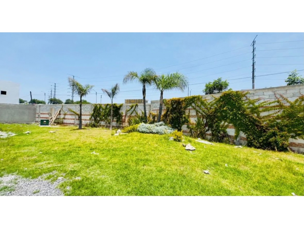 VENTA DE LOTE EN FRACCIONAMIENTO CERCA DE EXPLANADA - 1