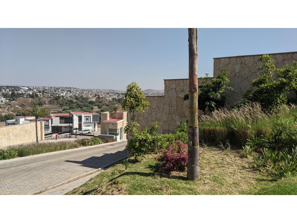 VENTA DE LOTE LOMAS DE ANGELOPOLIS - 1