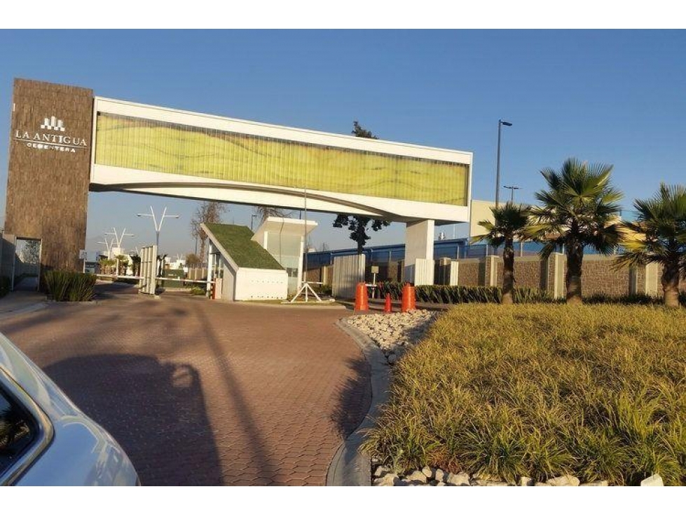 VENTA DE LOTE EN AVENIDA HERMANOS SERDAN PUEBLA - 2