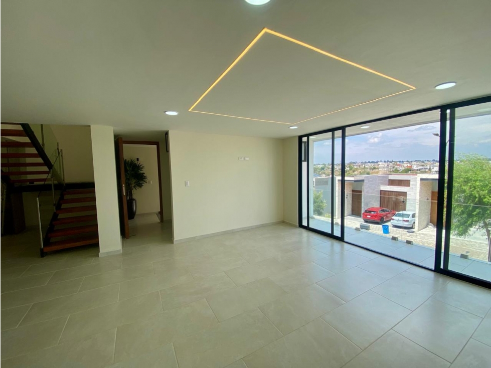 VENTA DE CASA EN LOMAS DE ANGELOPOLIS - 4