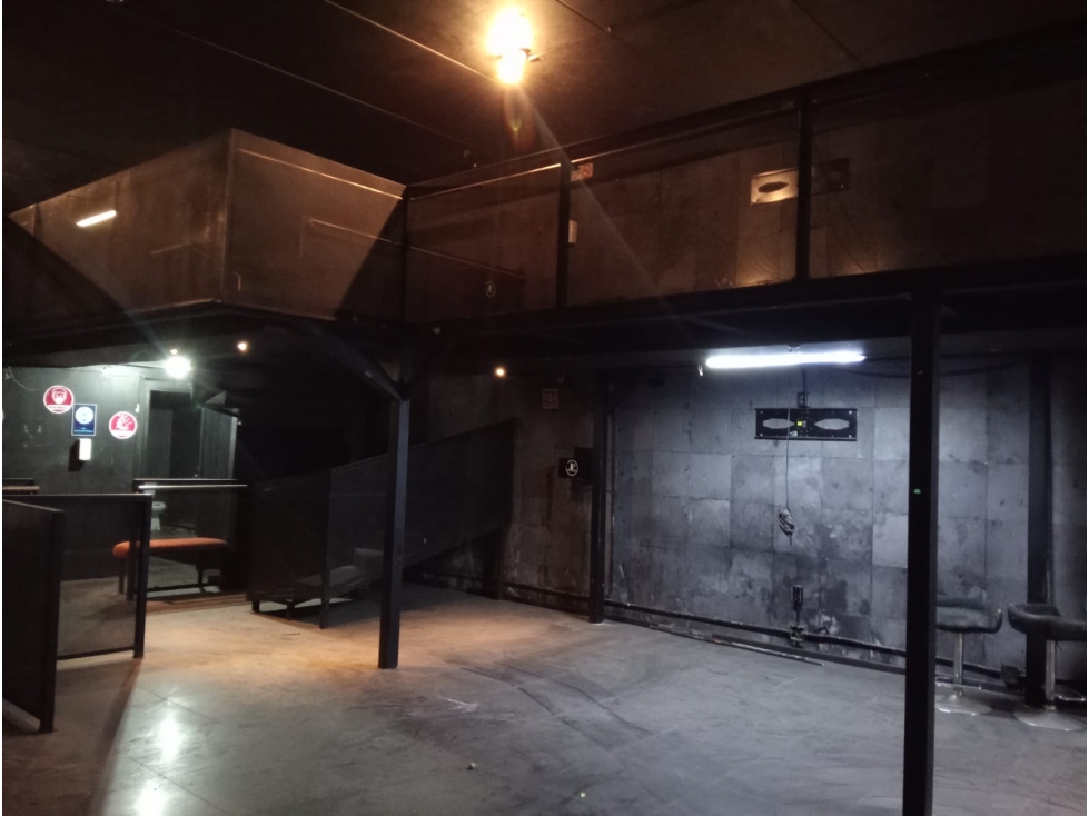 BODEGA CON OFICINAS EN PLAZA DORADA - 5