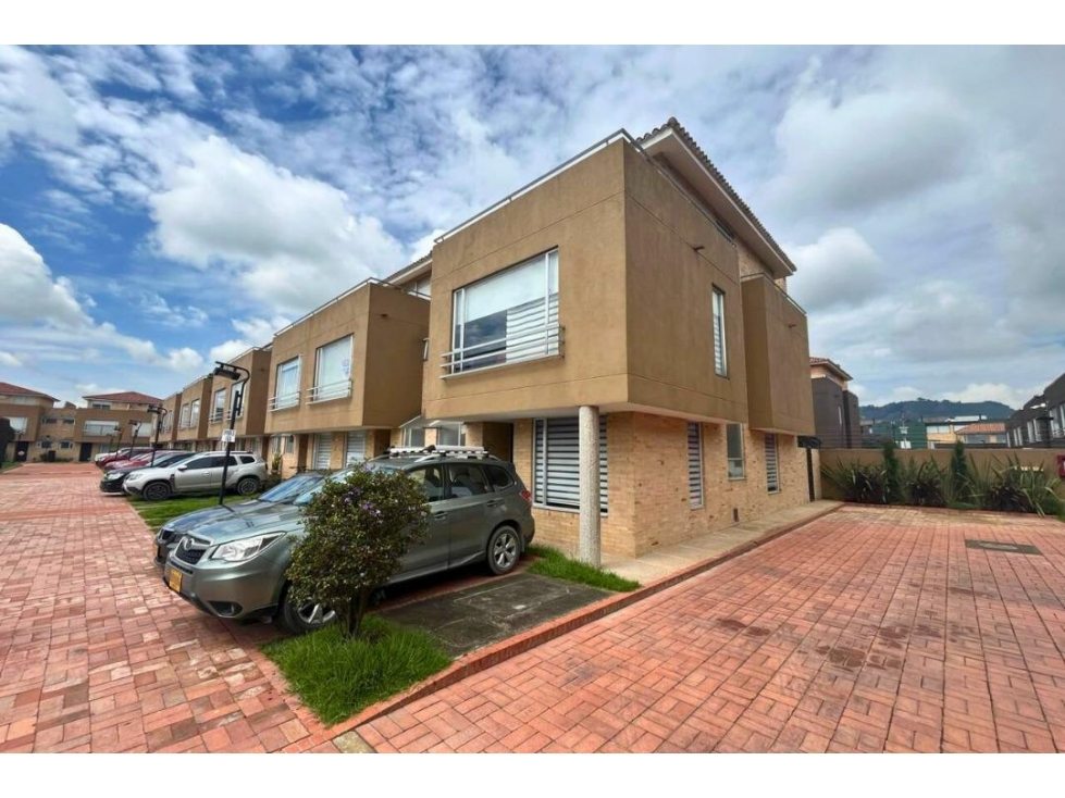 En Venta Hermosa Casa, Chía