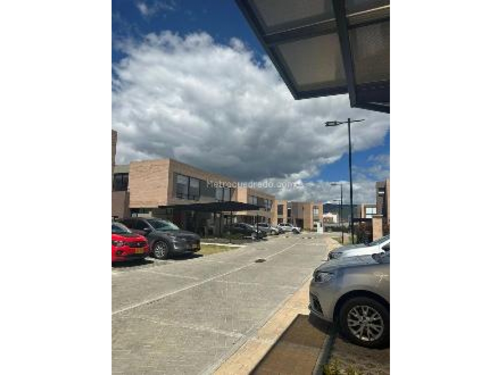 Venta Casa en Conjunto Cerrado Cajica