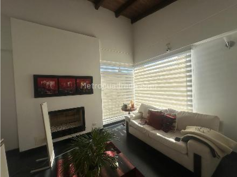 HERMOSA CASA EN VENTA CAJICA UN PISO — foto 2