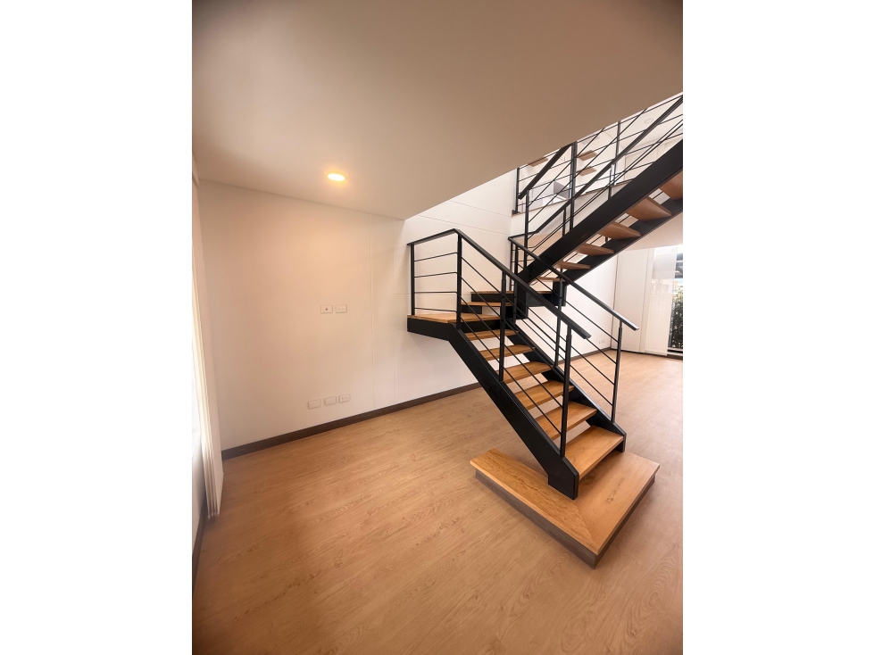 SE VENDE HERMOSA CASA EN CAJICA PARA ESTRENAR — foto 6