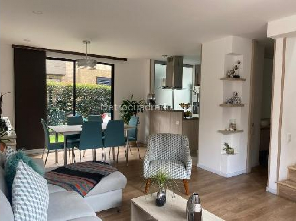HERMOSA CASA EN VENTA CAJICA