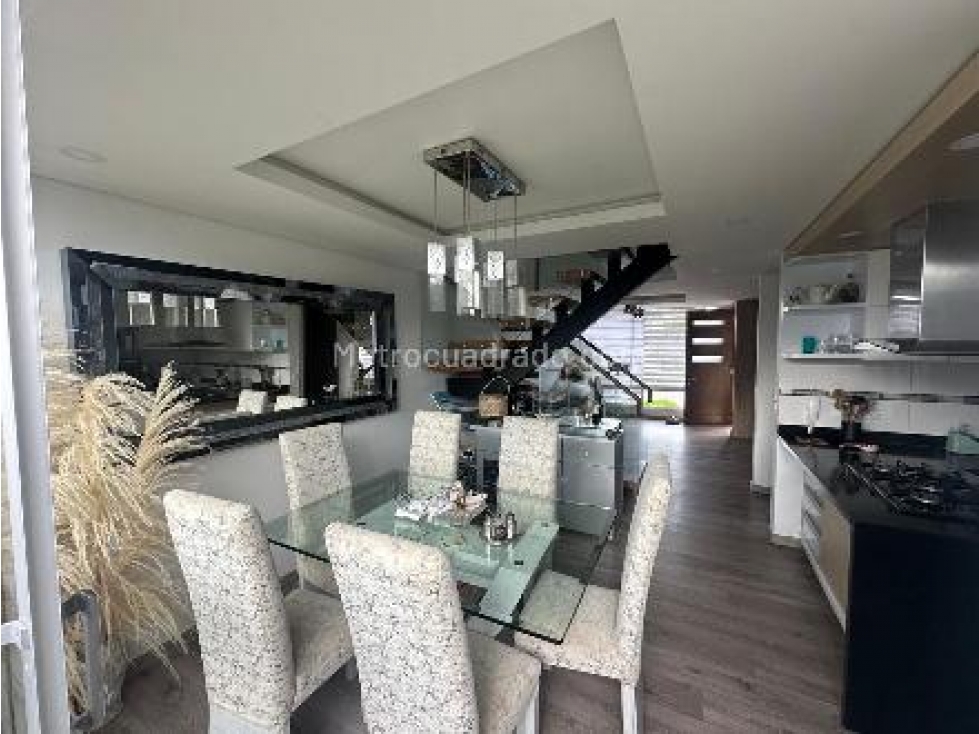 En venta casa en Chia