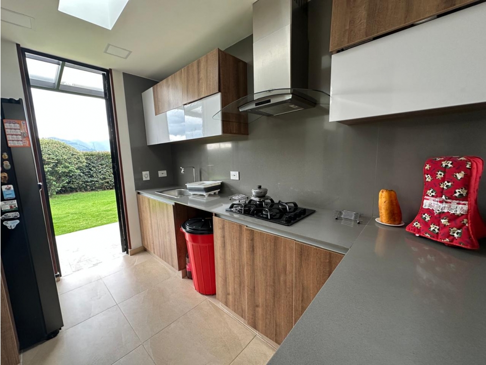 SE VENDE HERMOSA CASA EN CAJICA — foto 5