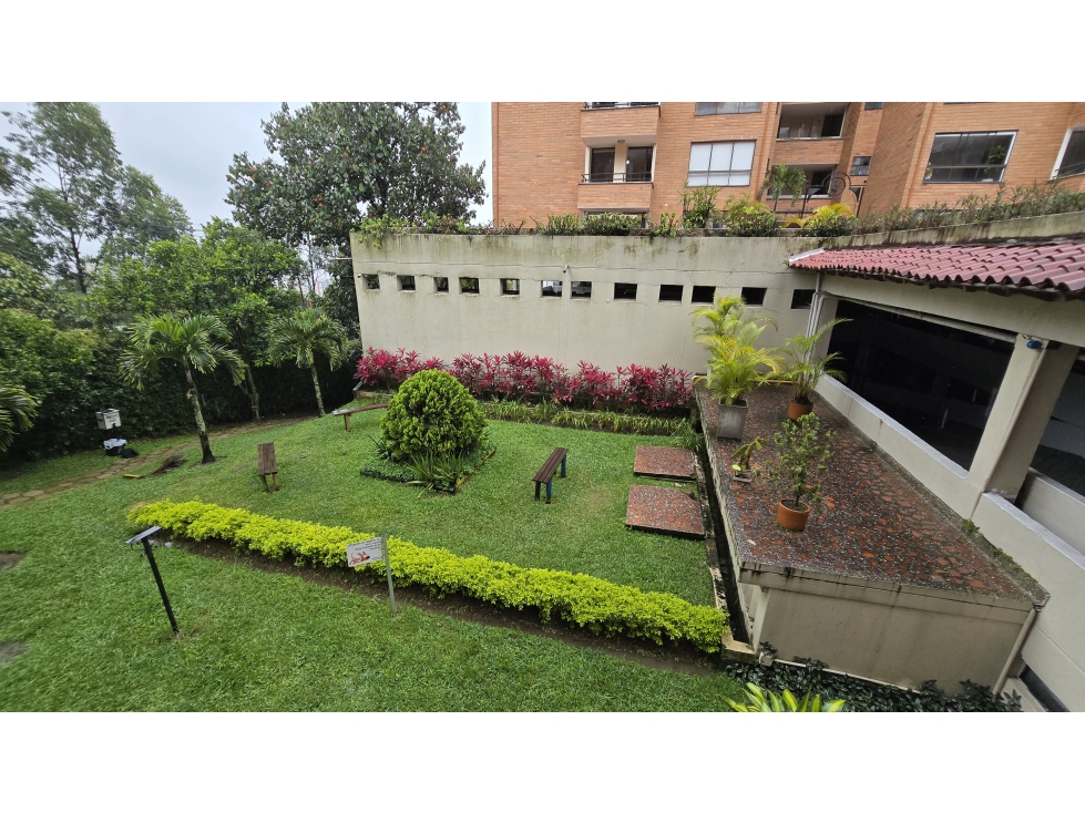 VENDO APARTAMENTO DUPLEX EN SAN LUCAS PARA REMODELAR — foto 6