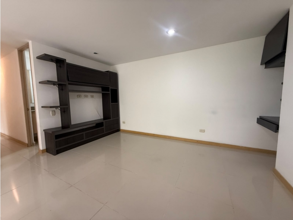 VENDO APARTAMENTO EN LA LOMA DEL INDIO — foto 3