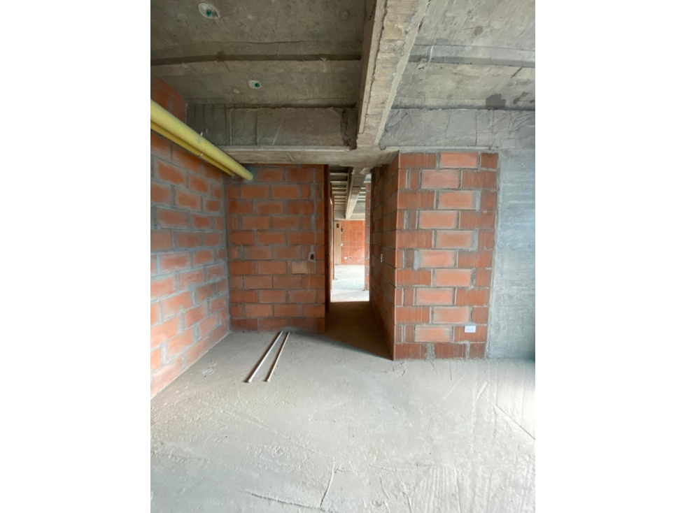 VENDO APARTAMENTO EN SABANETA PAN DE AZUCAR OBRA GRIS — foto 2