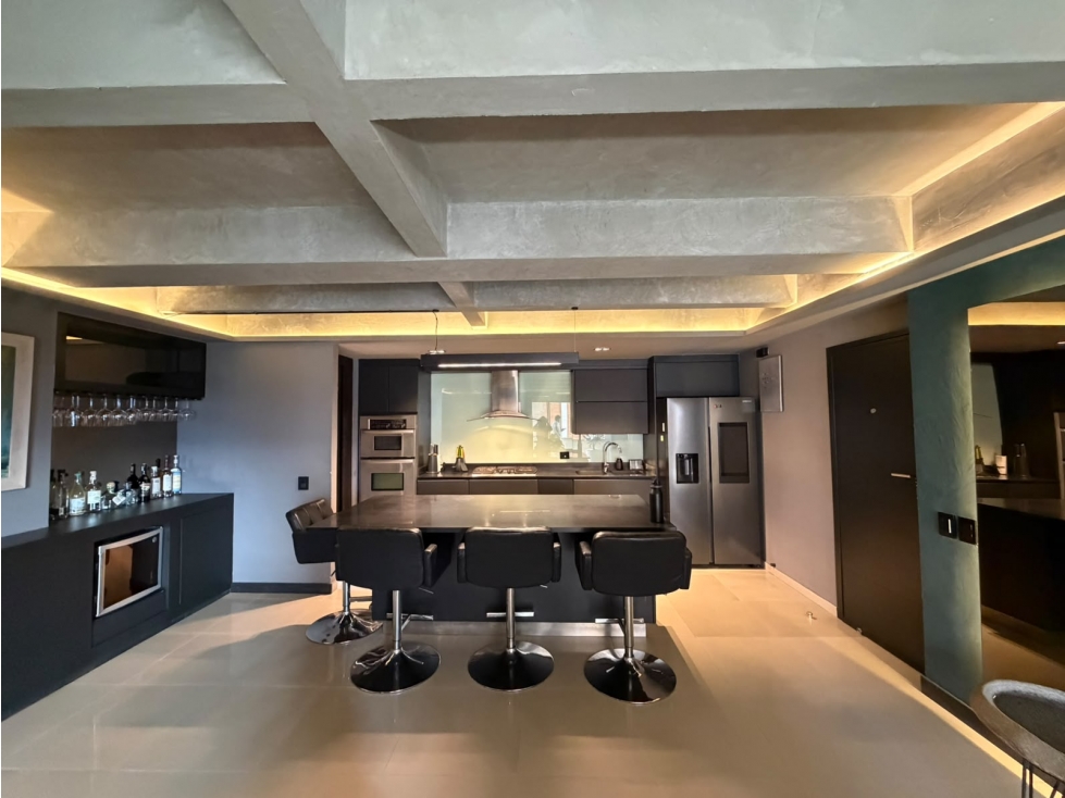 VENDO APARTAMENTO POBLADO CASTROPOL — foto 3