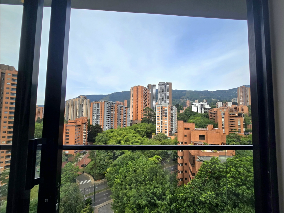 VENDO APARTASUITE EN LOS BALSOS MEDELLIN -RENTA CORTA — foto 2