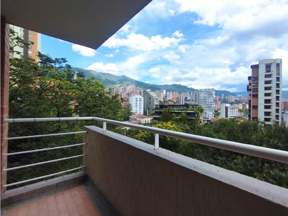 ARRIENDO APARTAESTUDIO EN EL POBLADO
