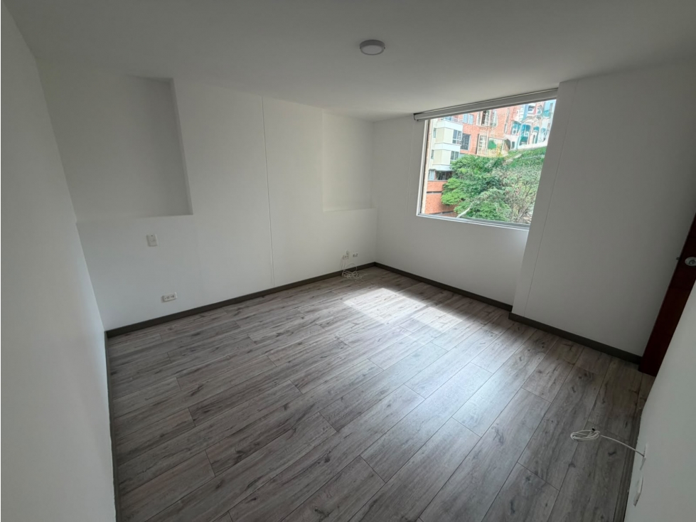 VENDO APARTAMENTO EN LA LOMA DEL ESMERALDAL, ENVIGADO — foto 5