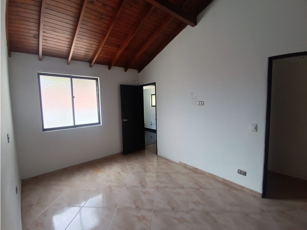 VENDO CASA EN EL TRIANON ENVIGADO — foto 5