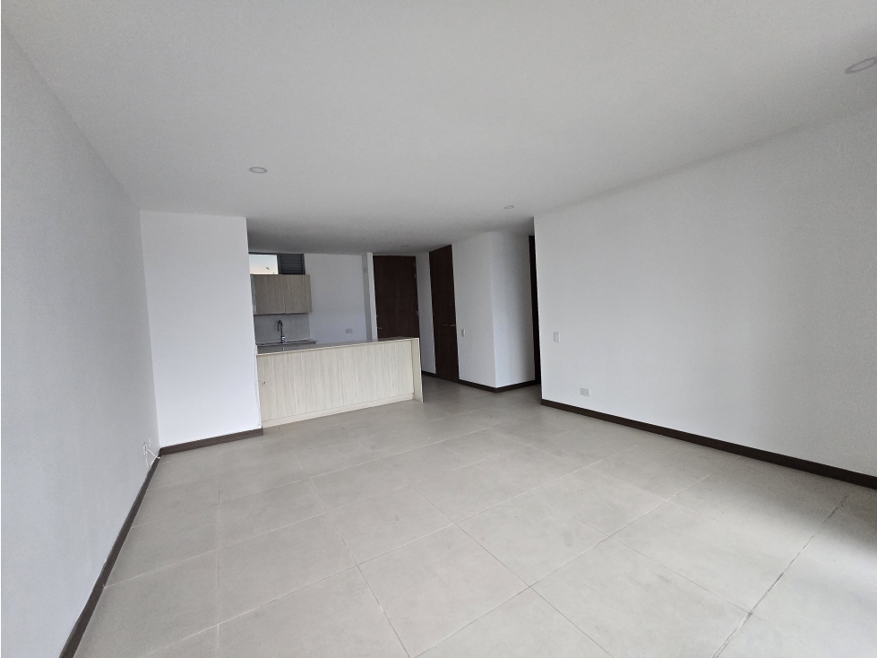 VENDO APARTAMENTO EN POBLADO LINARES