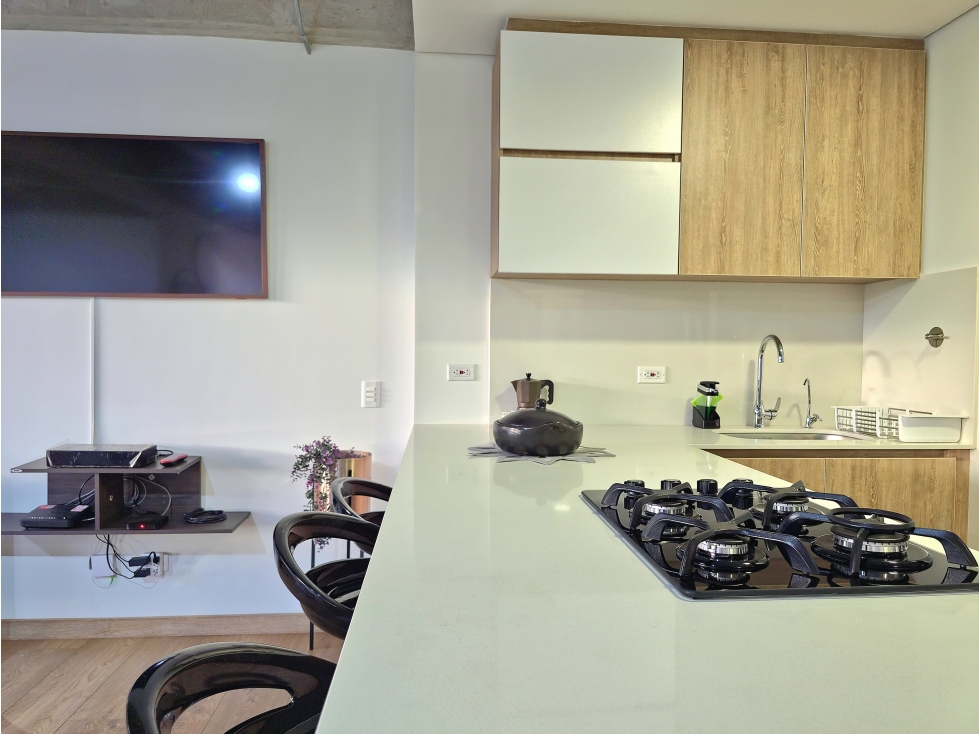 ARRIENDO APARTAESTUDIO ENVIGADO LA FRONTERA LICENCIA RENTAS CORTAS — foto 3