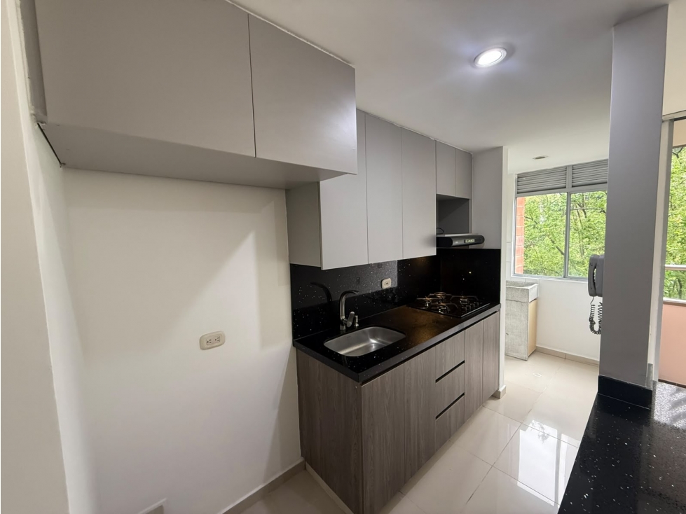 VENDO APARTAMENTO EN LA LOMA DEL INDIO