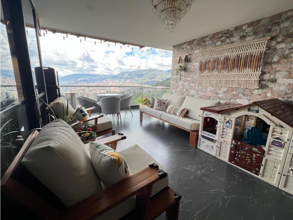 VENDO APARTAMENTO EN SABANETA PARTE PLANA