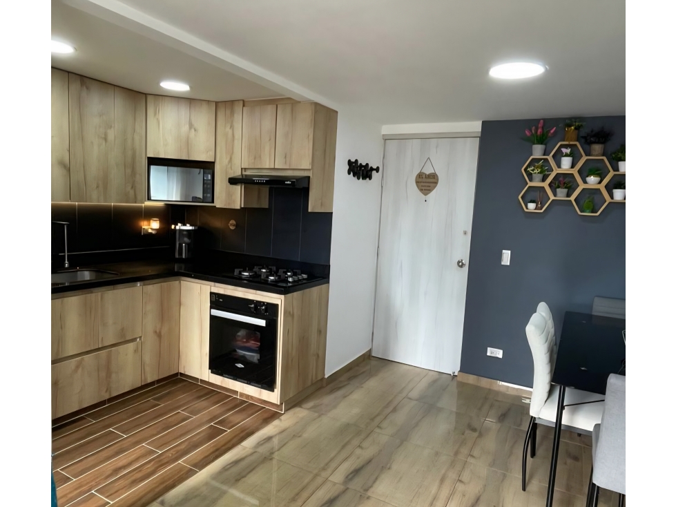 VENDO APARTAMENTO EN LOMA DE SAN JOSE SABANETA