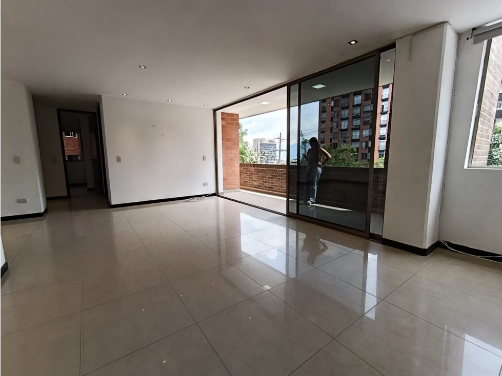 ARRIENDO APARTAMENTO EN LAS PALMAS — foto 3