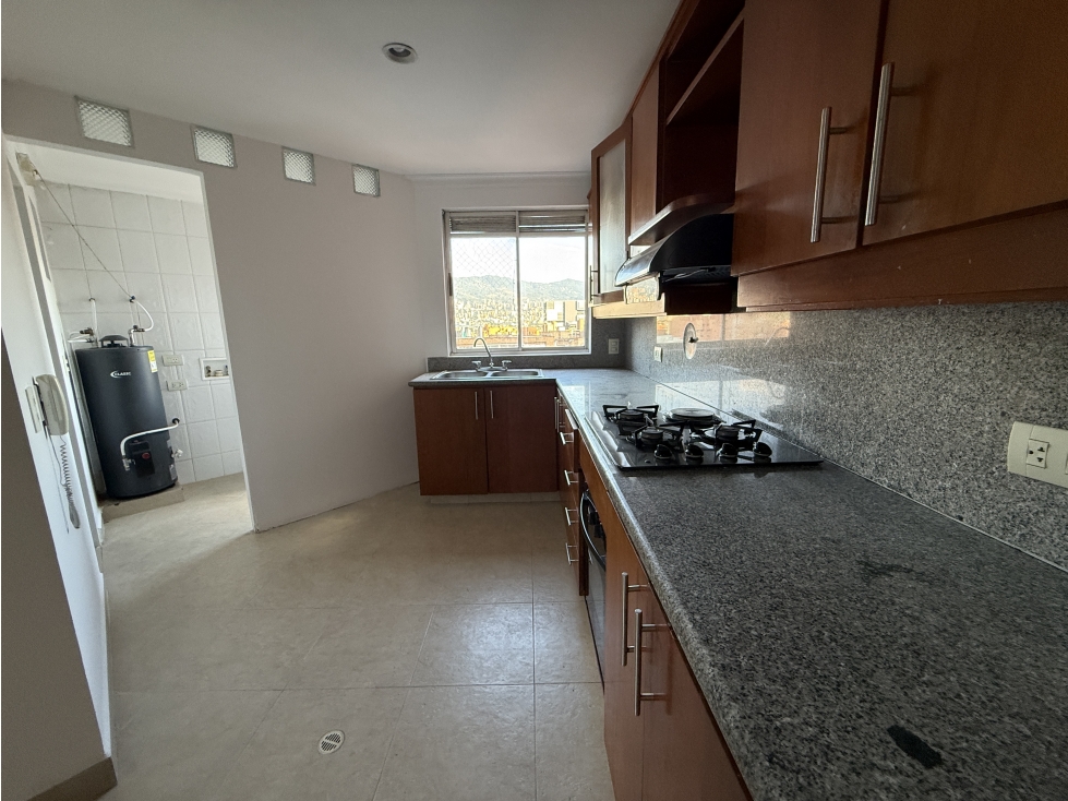 ARRIENDO APARTAMENTO EN LAURELES — foto 5