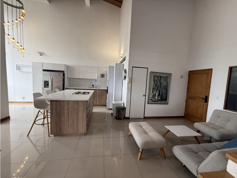SE ARRIENDA AMOBLADO DUPLEX EN LAURELES ESTADIO MEDELLIN — foto 3