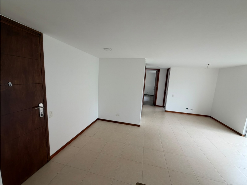VENDO APARTAMENTO EN LA LOMA DEL ESMERALDAL, ENVIGADO — foto 6