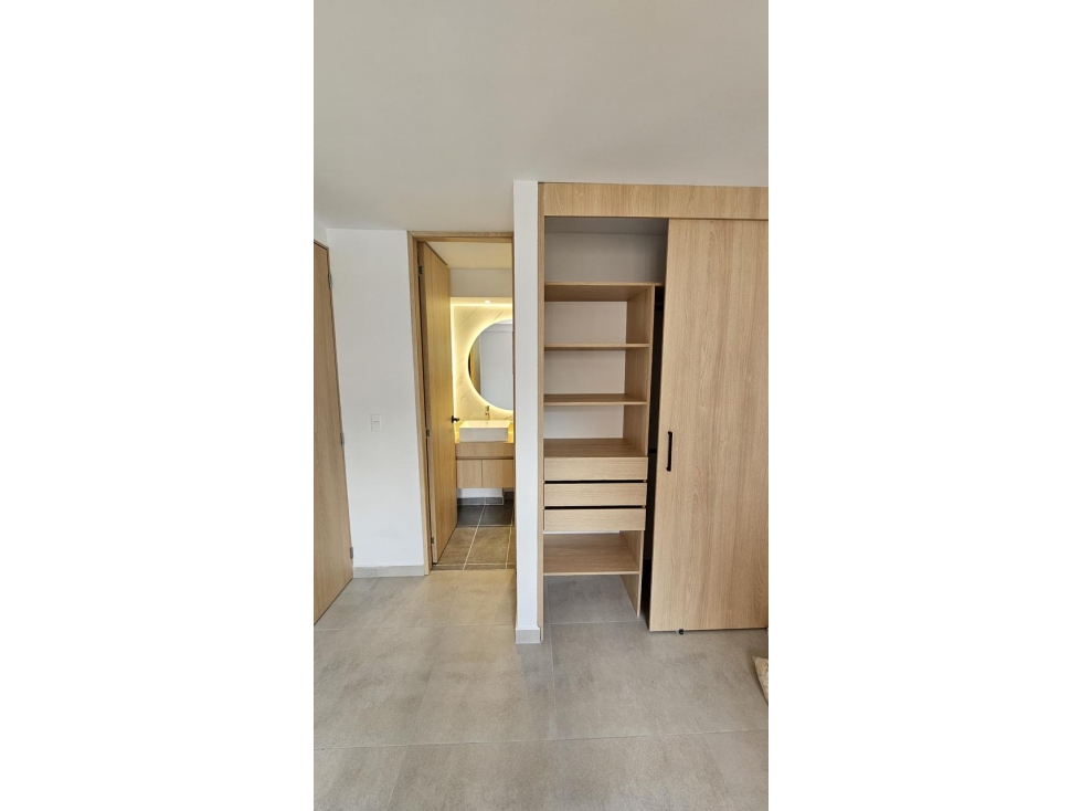 APARTAMENTO EN VENTA CIUDAD FABRICATO — foto 2