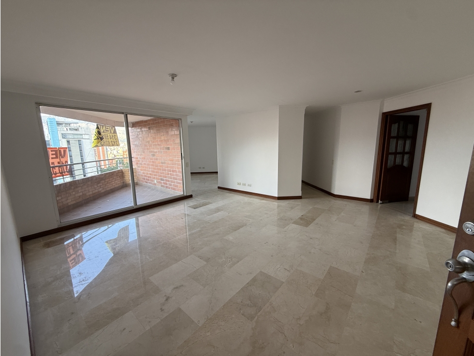 ARRIENDO APARTAMENTO EN LAURELES