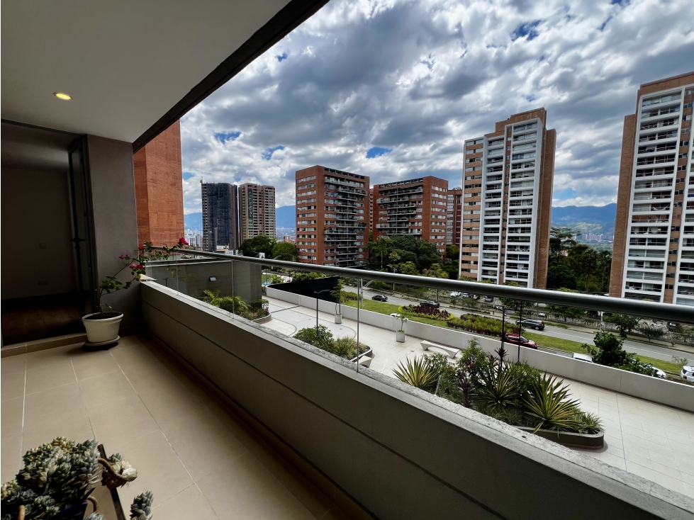 APARTAMENTO EN VENTA POBLADO LOS BALSOS
