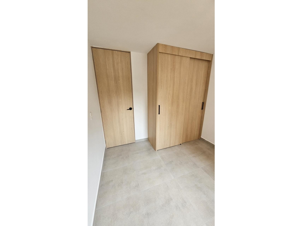 APARTAMENTO EN VENTA CIUDAD FABRICATO — foto 4