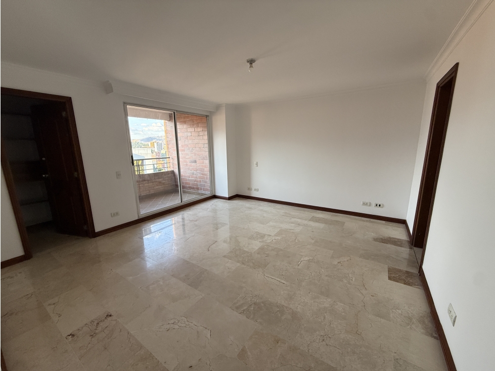 VENDO APARTAMENTO EN LAURELES SEGUNDO PARQUE — foto 6