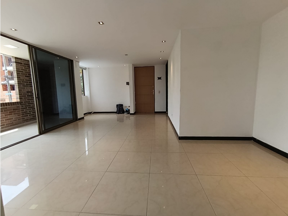 ARRIENDO APARTAMENTO EN LAS PALMAS — foto 4