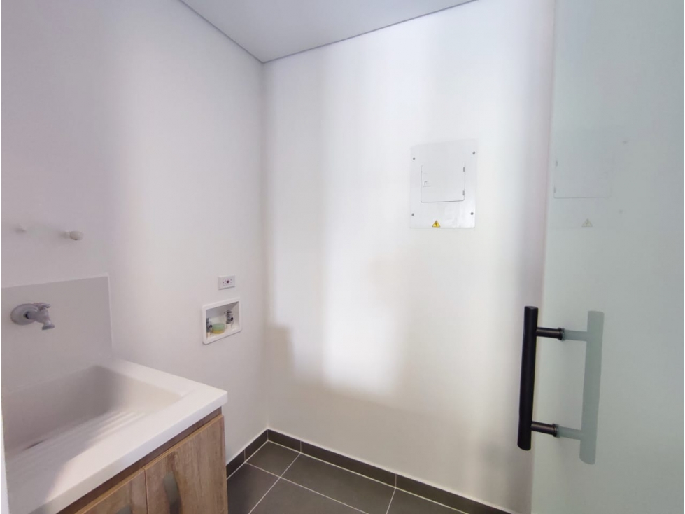 ARRIENDO APARTAMENTO EN LA FRONTERA — foto 6